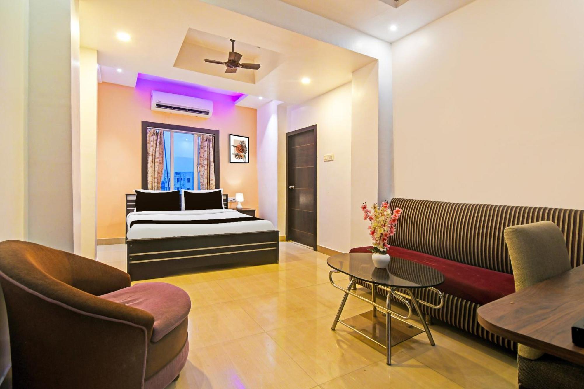 Super Hotel O Baguiati Nager Bazaar المظهر الخارجي الصورة